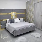 La Petite Maison Apartament Neapol